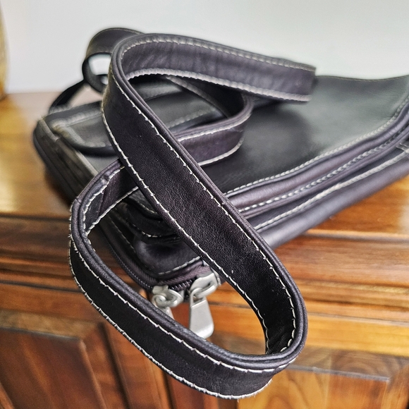 Le Donne Genuine Leather Collection Structured Organizer Shoulder Crossbody Bag - Picture 15 of 16